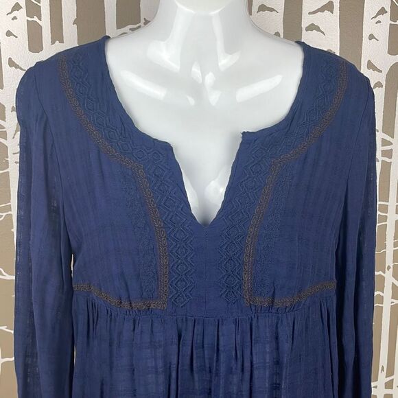 Knox Rose Navy Blue Semi Sheer Embroidered Top sz XS - Picture 4 of 9